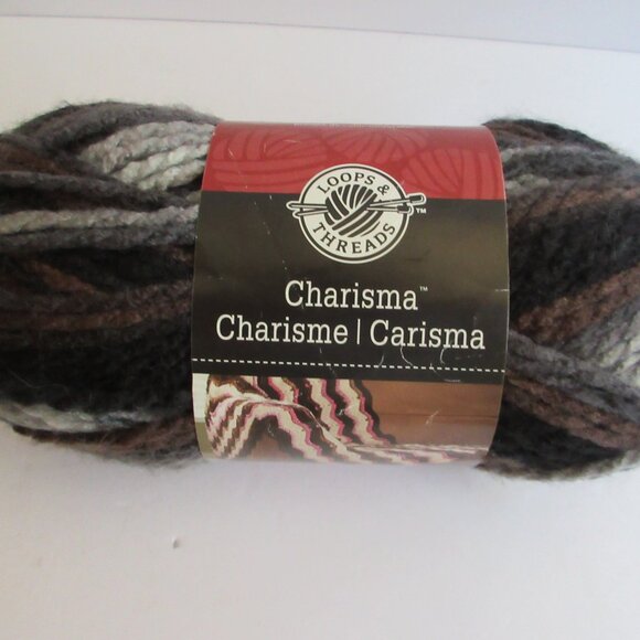 3 Skeins Loops & Threads Charisma 100% Acrylic Yarn #15 Ashes 5-Bulky 100g NWT - Picture 2 of 11